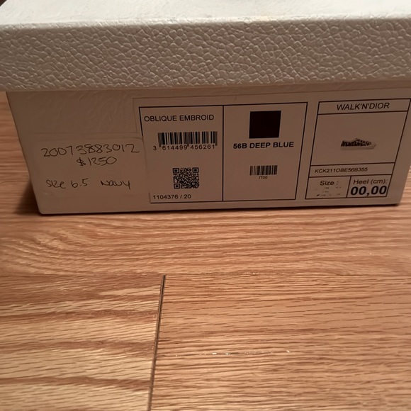 Dior Walk N Dior Sneaker - Picture 4 of 6